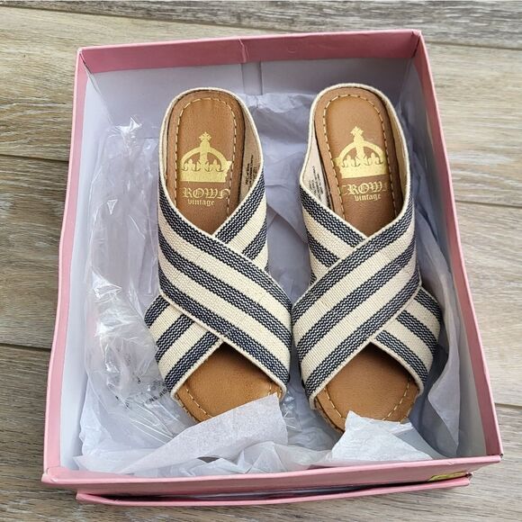 Crown Vintage navy stripe delight - Picture 2 of 9